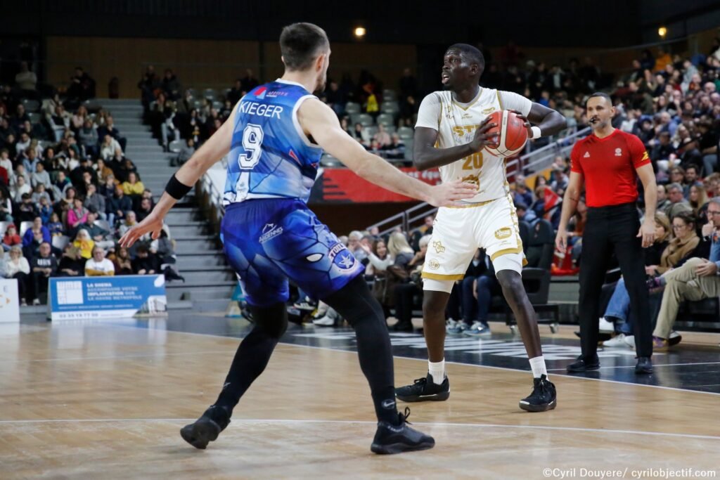 Momar NDoye - Etoile - Charleville - Mézières - STB - Le Havre - NM1 - FFBB