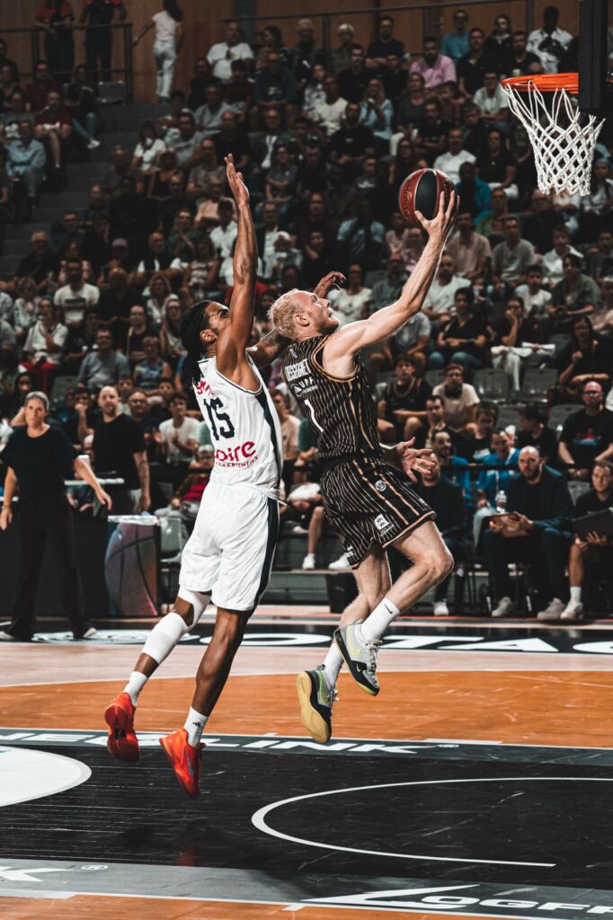 STB Le Havre - Saint-Thomas Basket - Le Havre - LNB - Elite 2 - Pro B - sports - basket-ball - basket - doyens.fr - hacmen.fr - Paris-Normandie - BeBasket - Saint-Chamond - Andrézieux-Bouthéon - SCABB