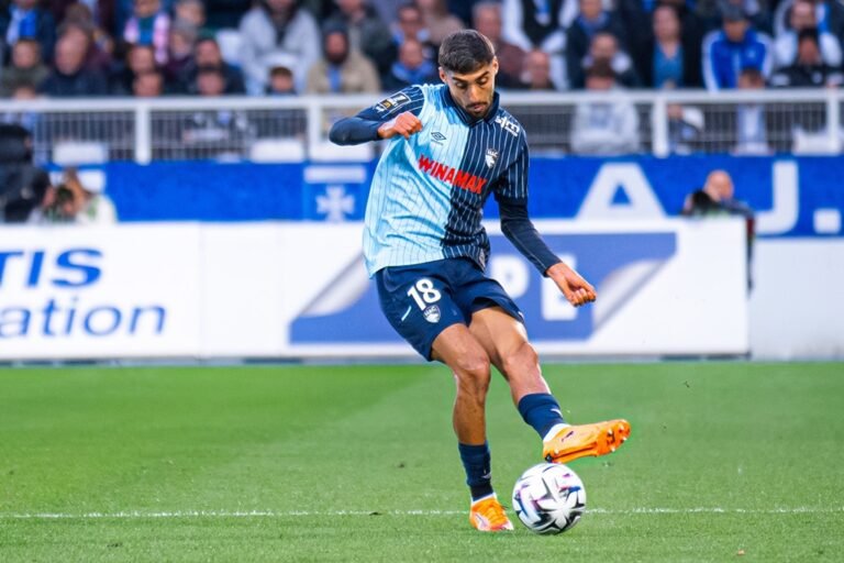 HAC - Le Havre AC - Ligue 1 McDonalds - Ligue 1 - hacmen.fr - hac-foot.com - Matis Millet - Infos HAC - Paris-Normandie - Abdoulaye Touré - Dernières infos - AJA - AJ Auxerre - Auxerre - tops - flops - coups de coeur - déceptions - Alicia Macé