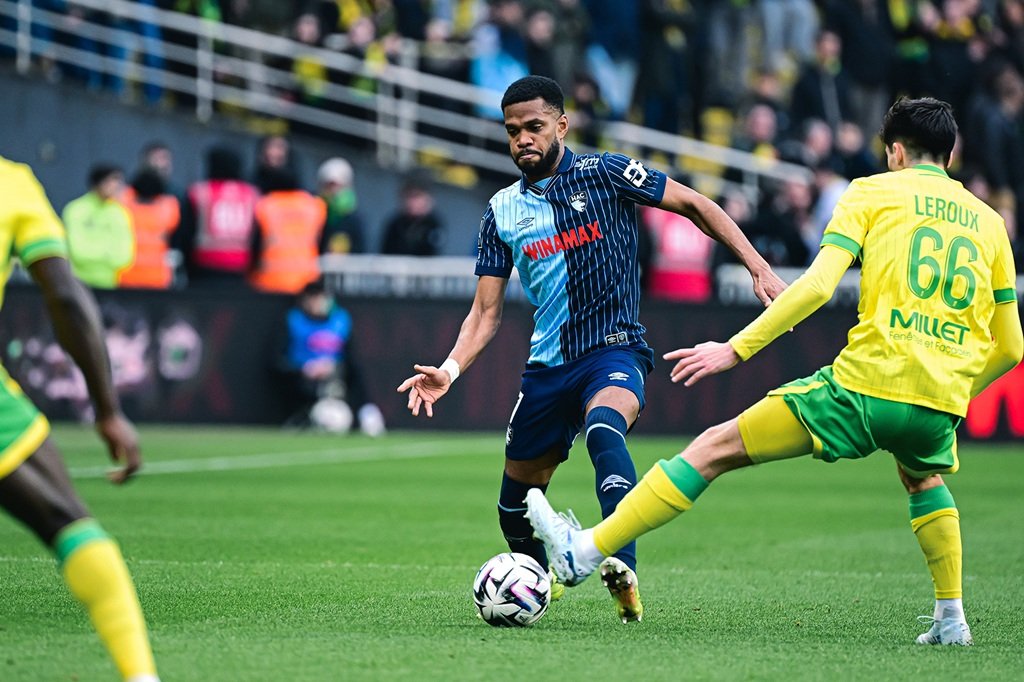 HAC - Le Havre AC - Ligue 1 McDonalds - Ligue 1 - hacmen.fr - hac-foot.com - Matis Millet - Infos HAC - Paris-Normandie - Dernières infos - Absents - Abdoulaye Touré - Arouna Sanganté - Etienne Youté - Ayumu Seko - Enzo Koffi - Stephan Zagadou - Mory Diaw - Matthis Abline - FCNA - FC Nantes - Nantes - les Canaris