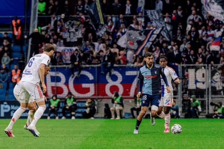 HAC - Le Havre AC - Ligue 1 McDonalds - Ligue 1 - hacmen.fr - hac-foot.com - Matis Millet - Infos HAC - Paris-Normandie - Dernières infos - Absents - Paris FC - PFC - Yanis Zouaoui - Stephan Zagadou - Gautier Lloris - Abdoulaye Touré - Simon Ebonog - Ilan Kebbal - Traoré - Julien Lopez - Vincent Marchetti - Alimami Gory